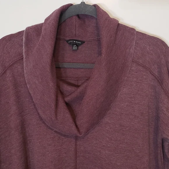 Lucky Brand Pullover Sweat Shirt Hi Low Fading Purple Wine Small Cowl Ne… - Picture 3 of 12